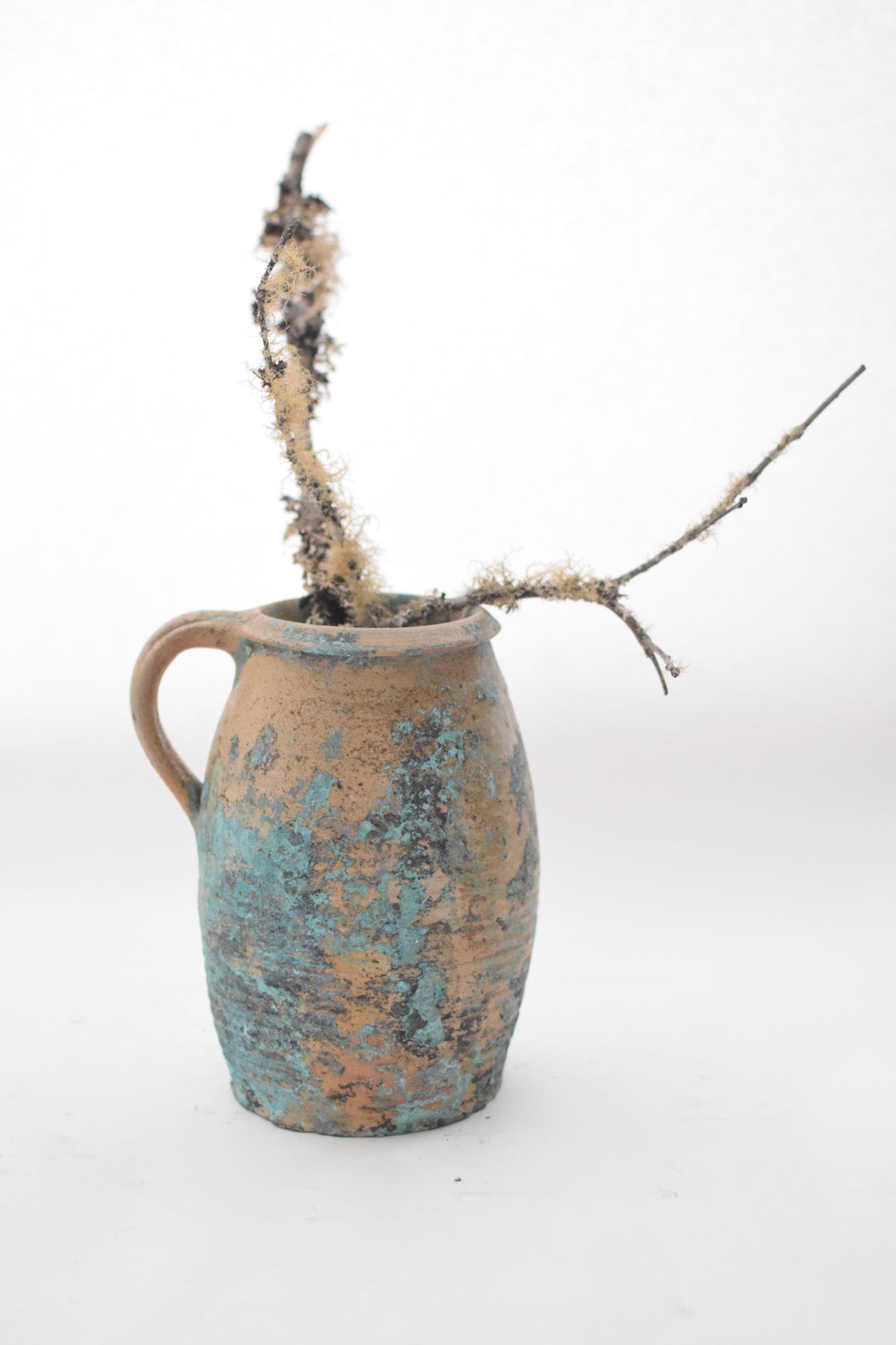 Chippy French Pitcher Vessel