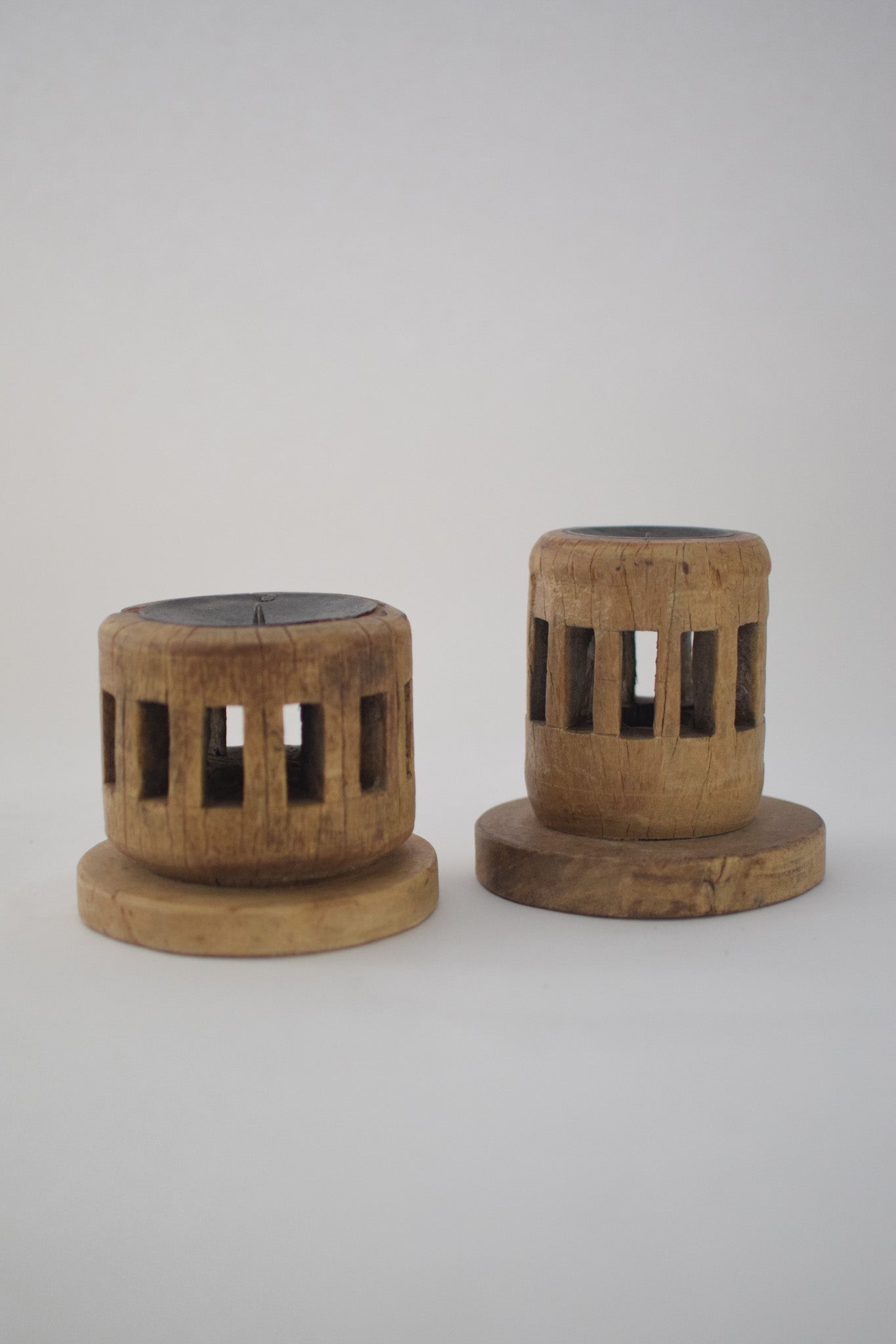 Dhruv Carved Candle Stand (Small)