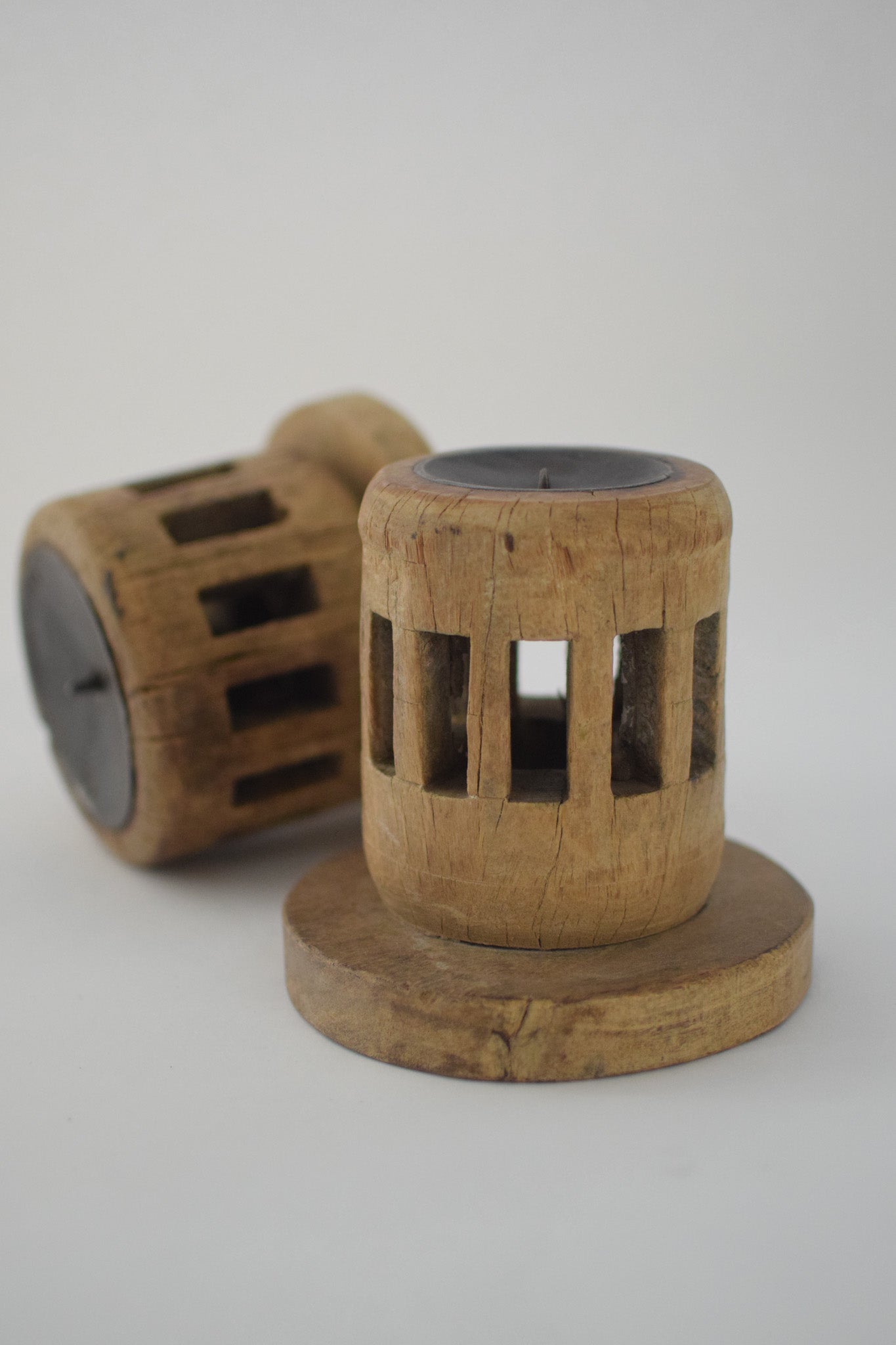 Dhruv Carved Candle Stand (Small)