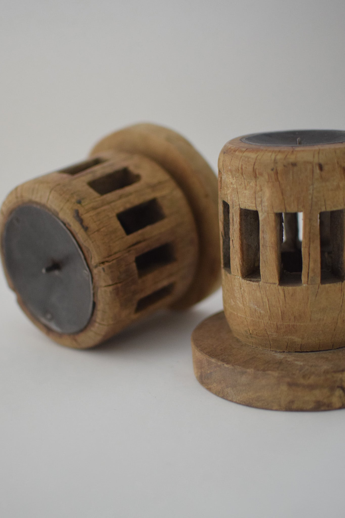 Dhruv Carved Candle Stand (Small)