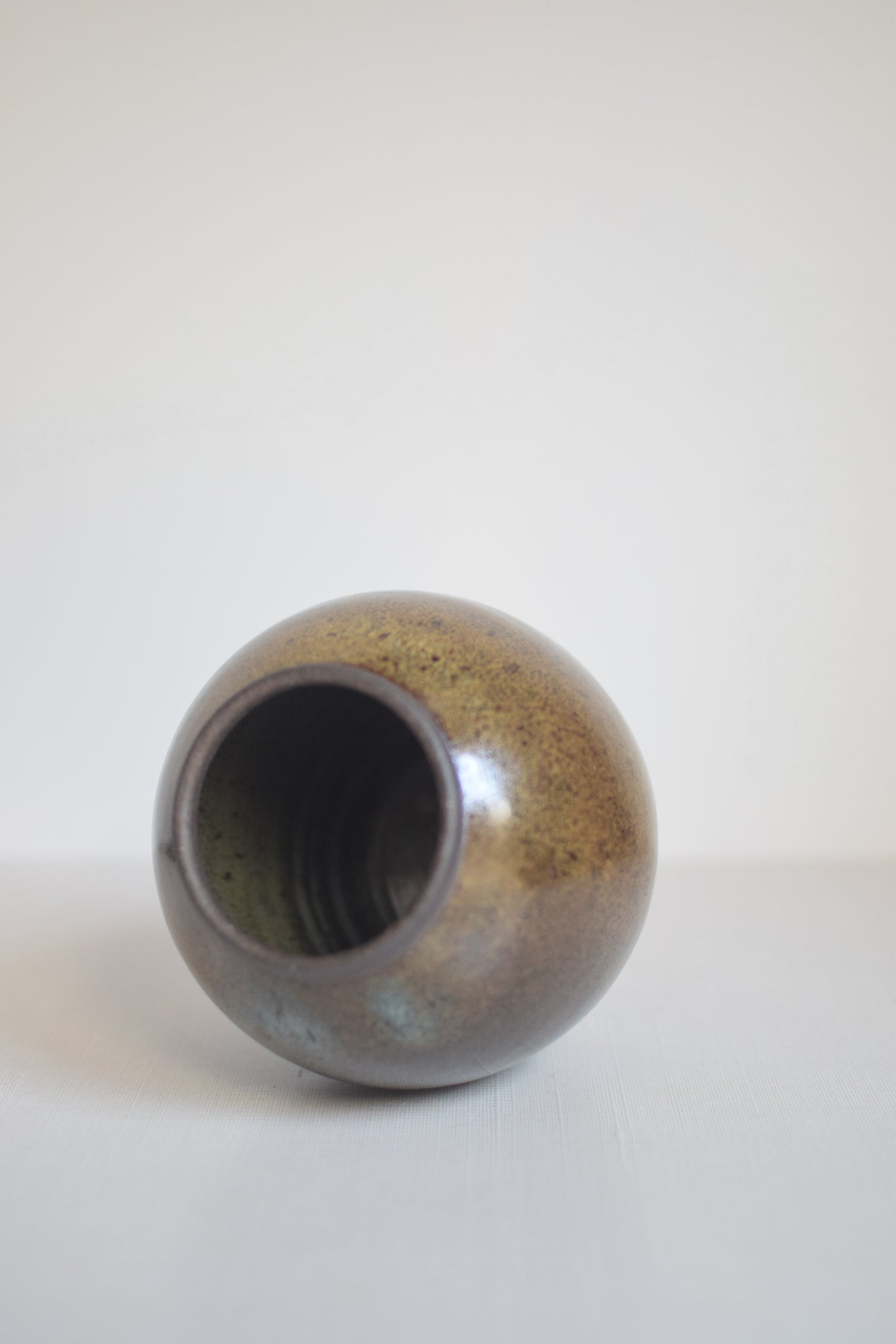 Royal Clap Clips Opal Sand