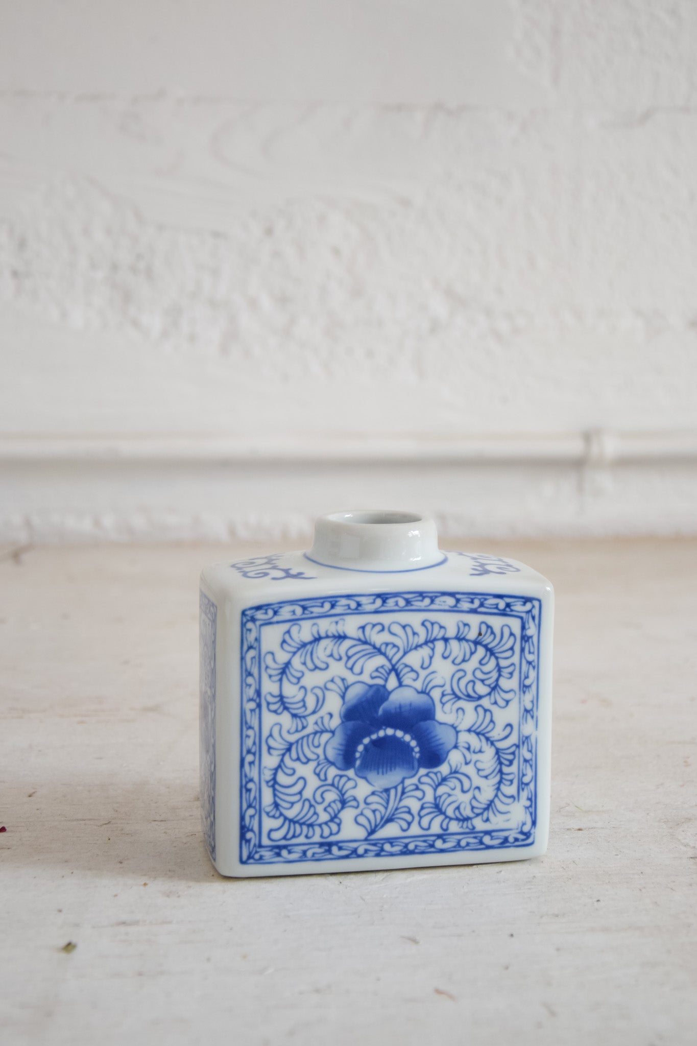 Jelina Indigo Vase