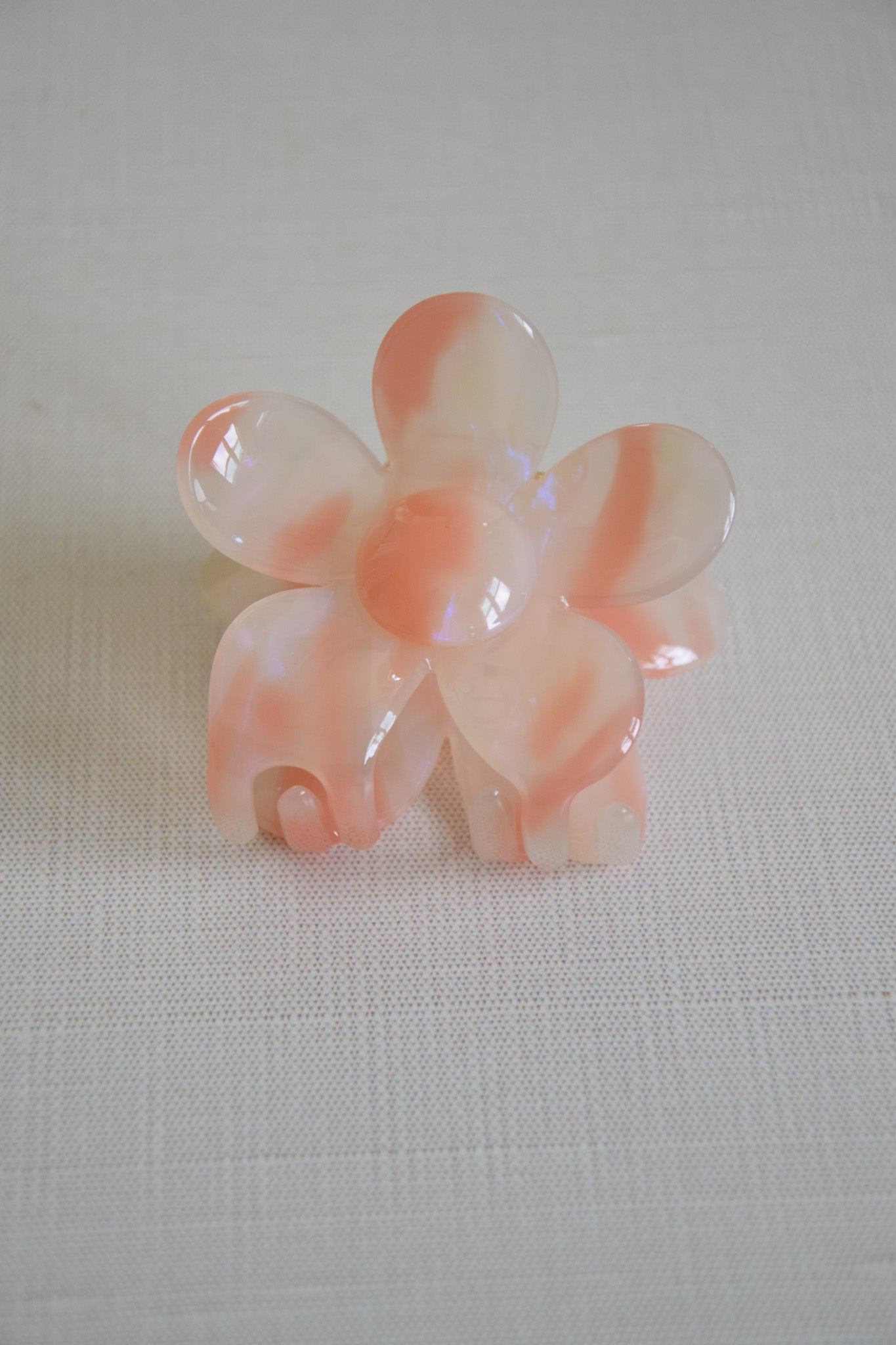 Groovy Hair Claws Coral