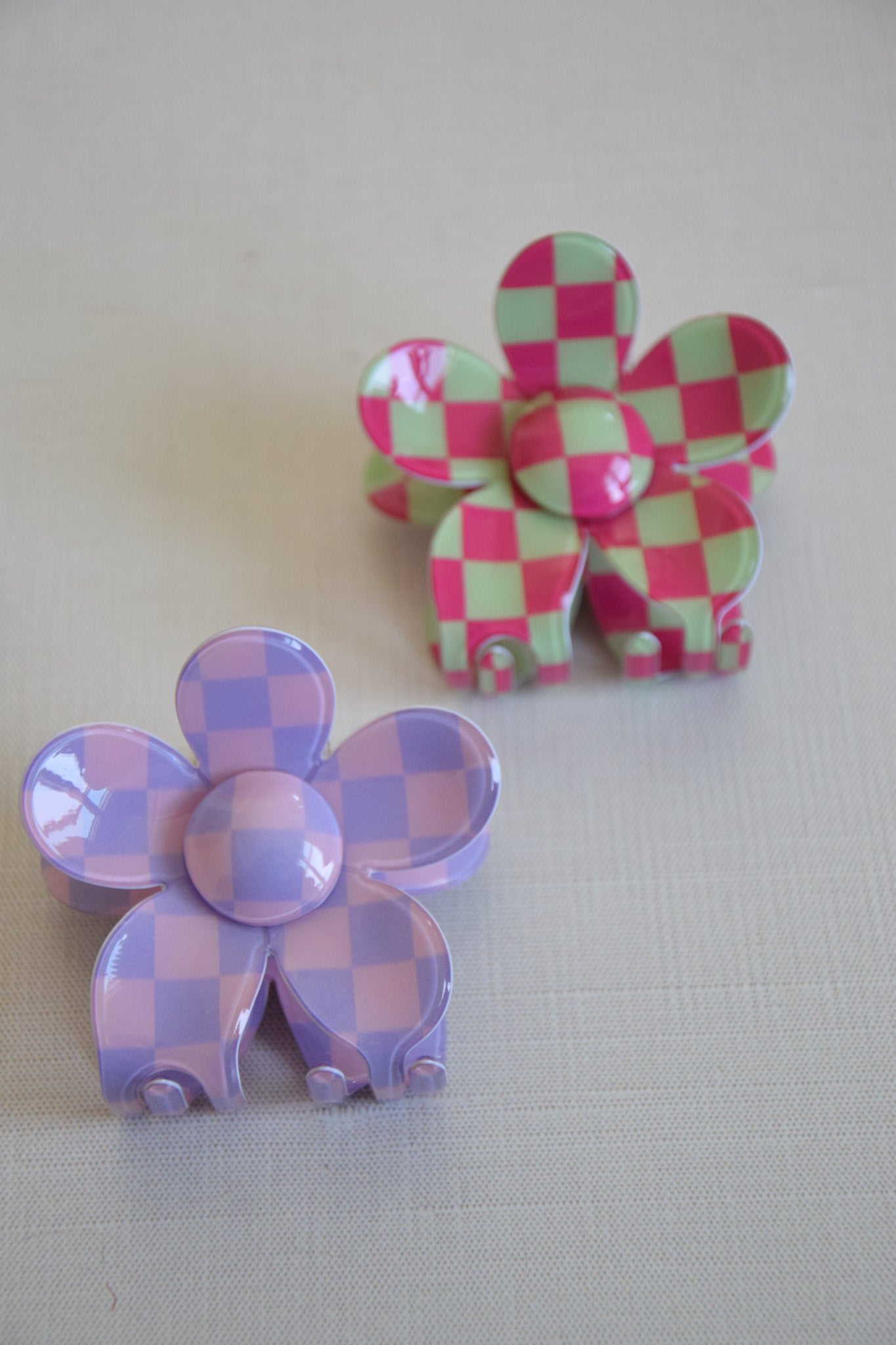 Groovy Hair Claws Neon Sherbet