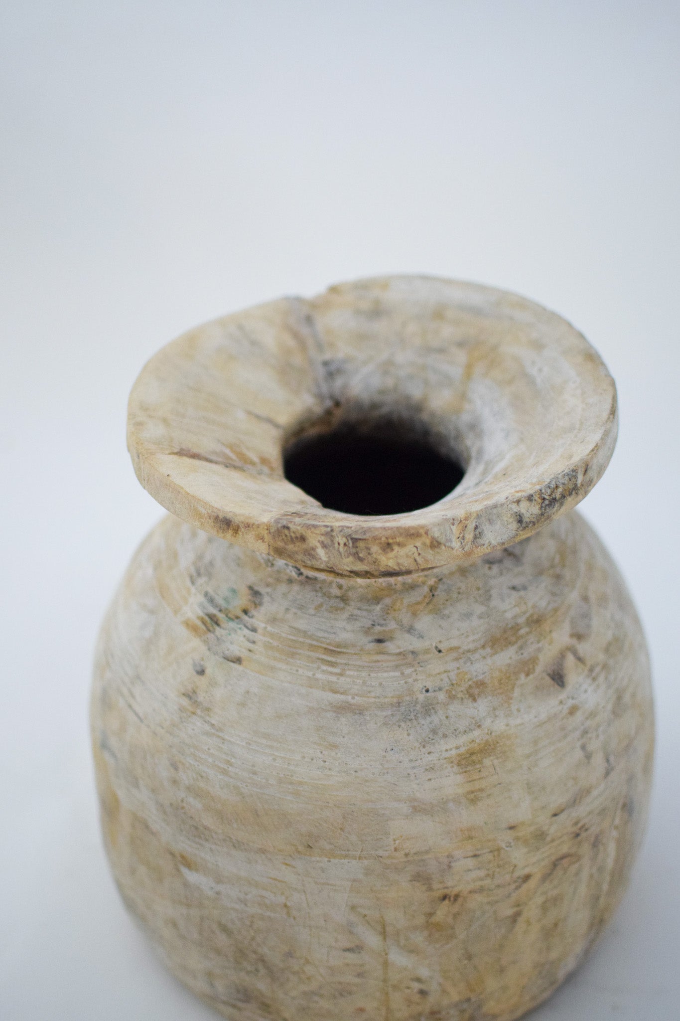 Maëlys Rustic Vintage Vessel