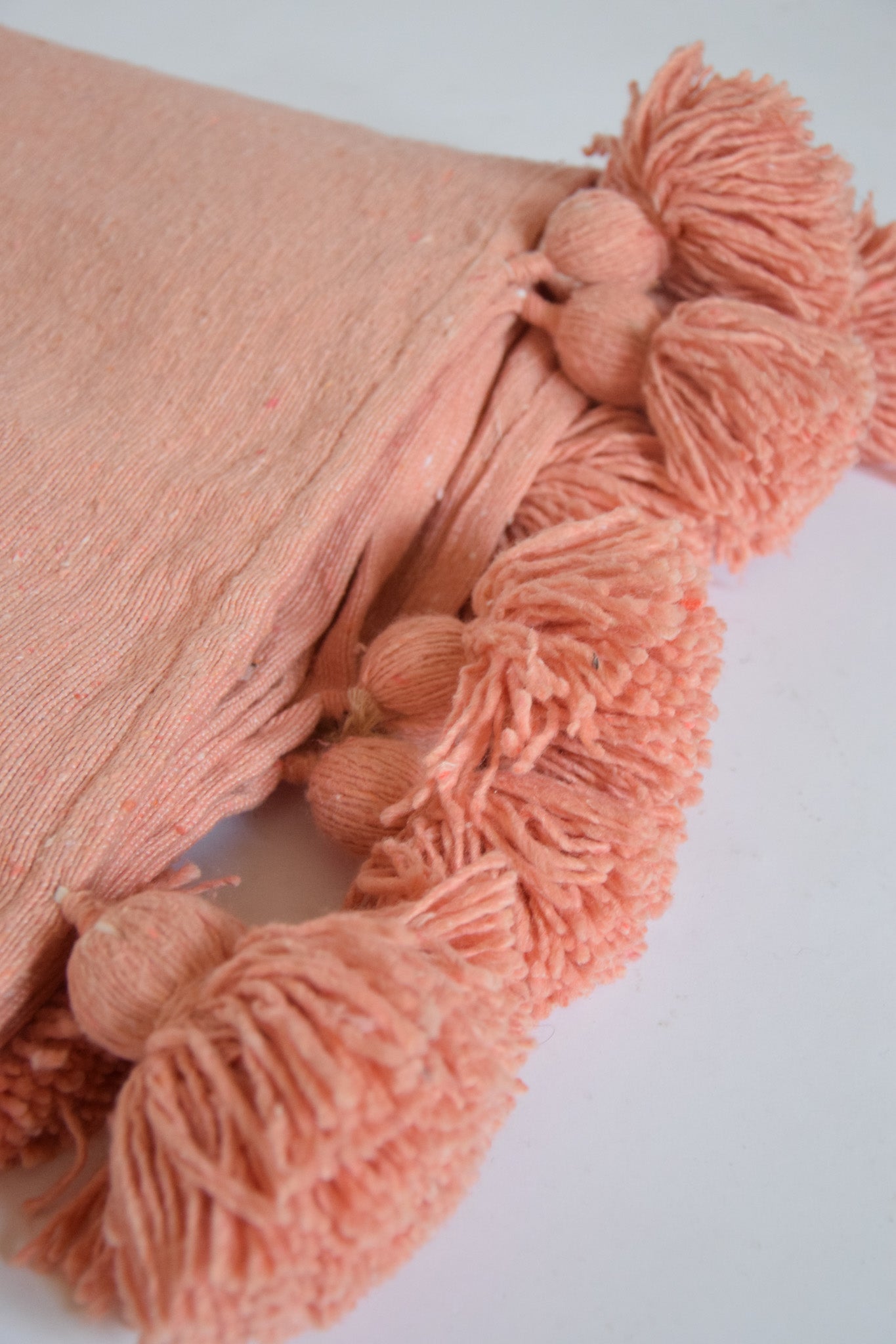Oussama Pom Pom Blankets