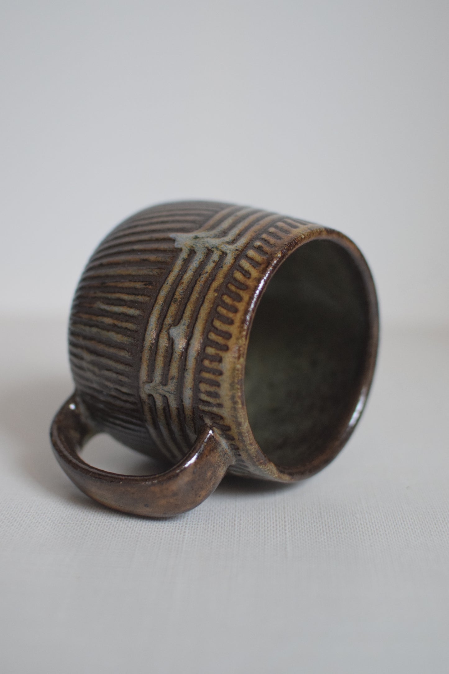 Noir Clay Mug