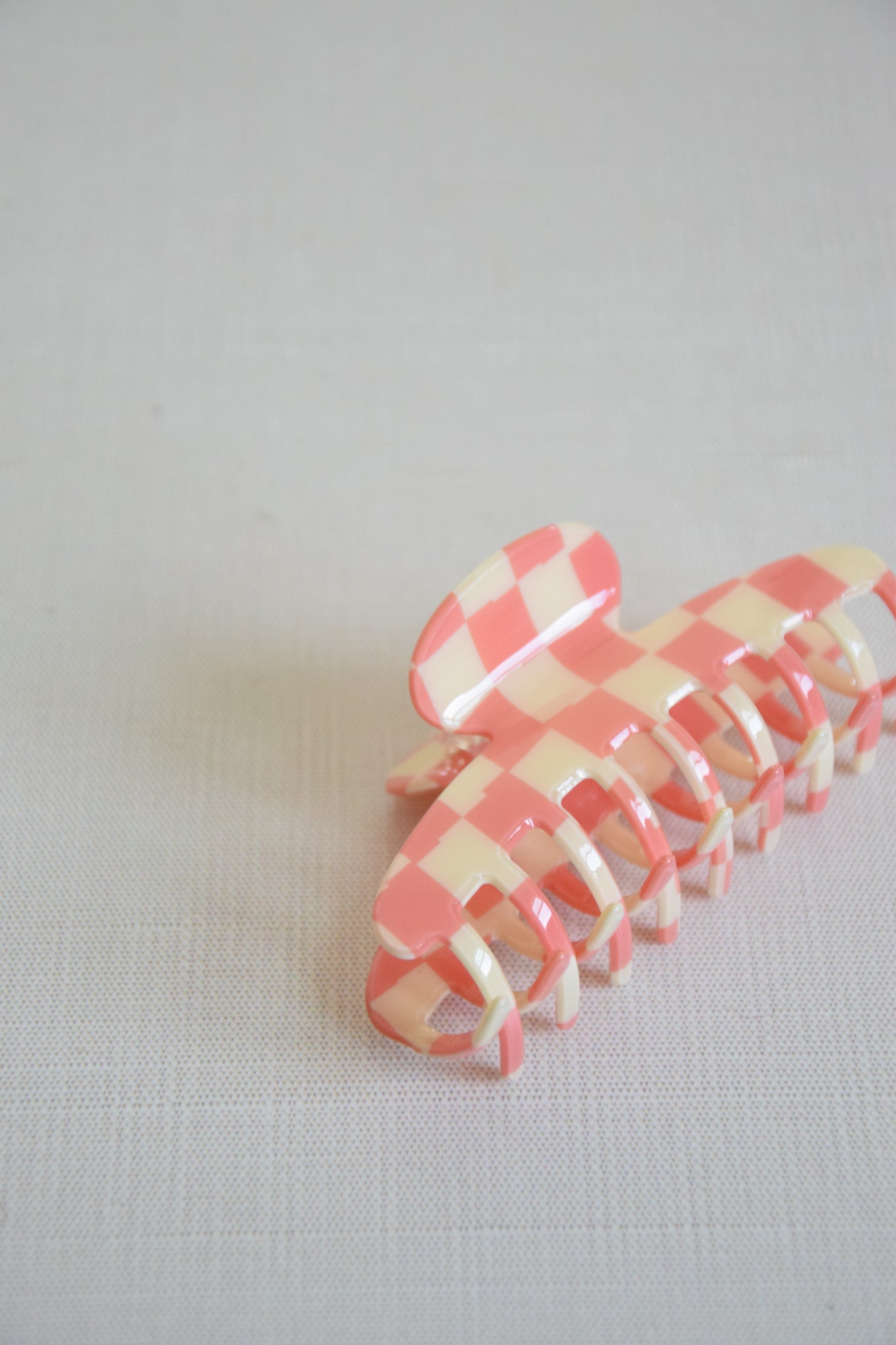 Colossal Checkers Claw Clips