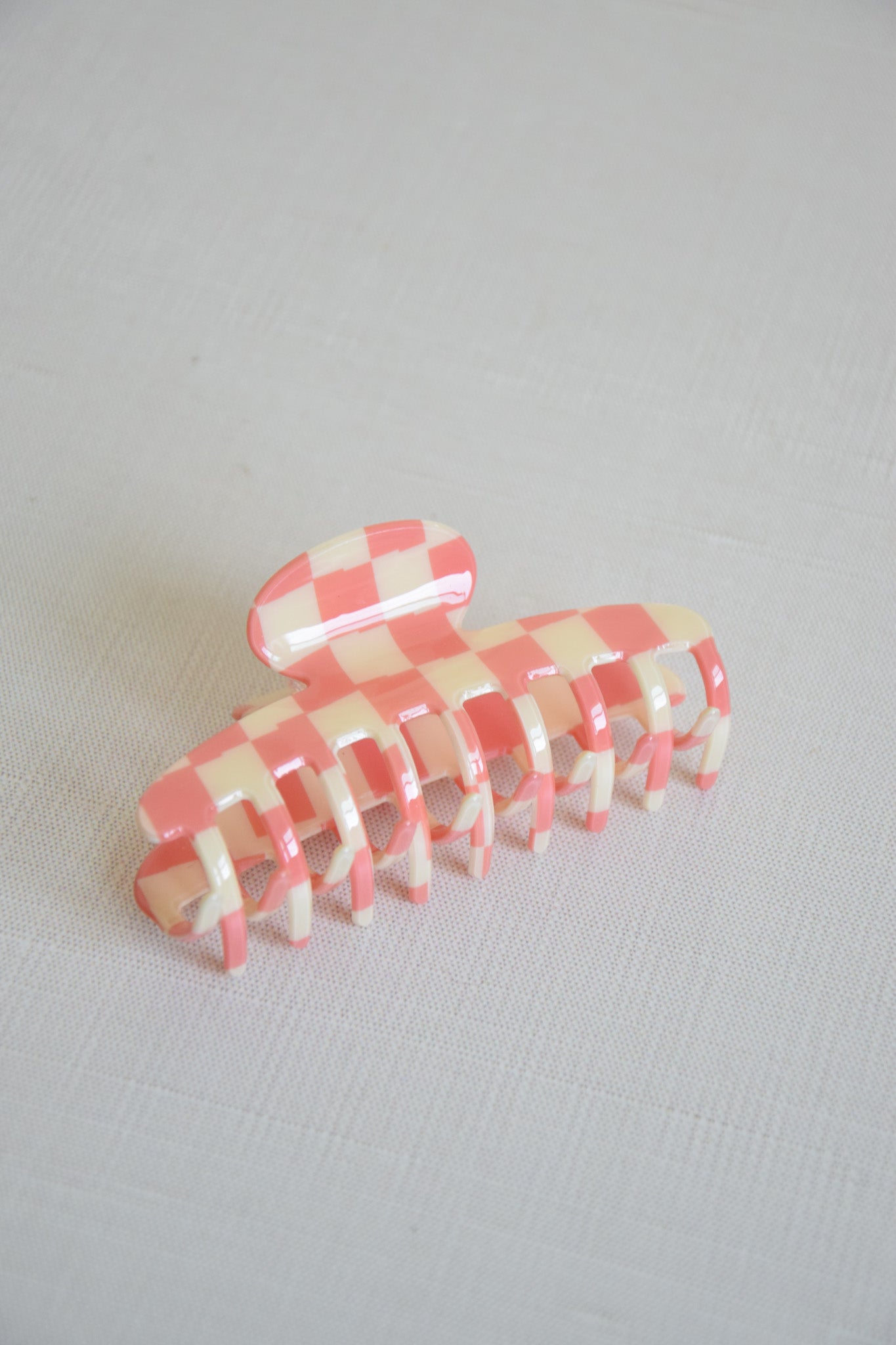 Colossal Checkers Claw Clips