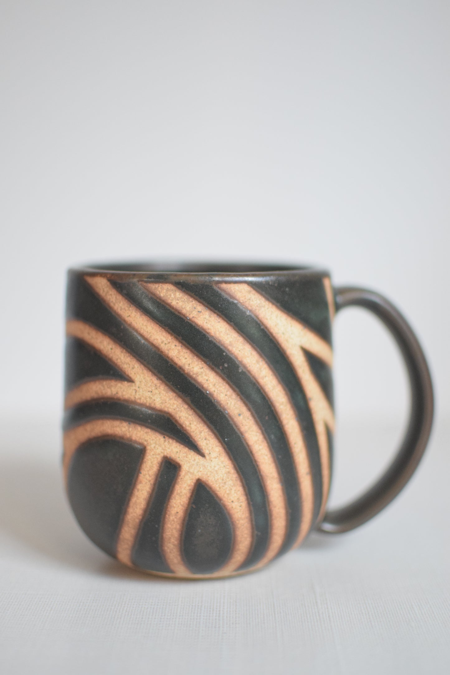 Vero Linework Mug