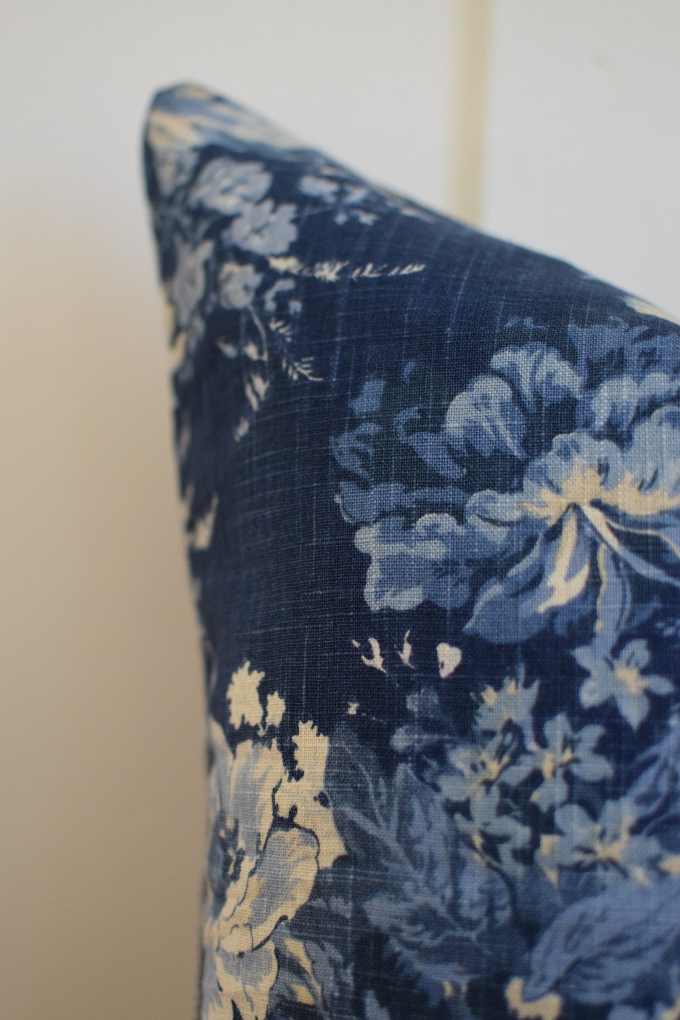 Jules Floral Textile Cover
