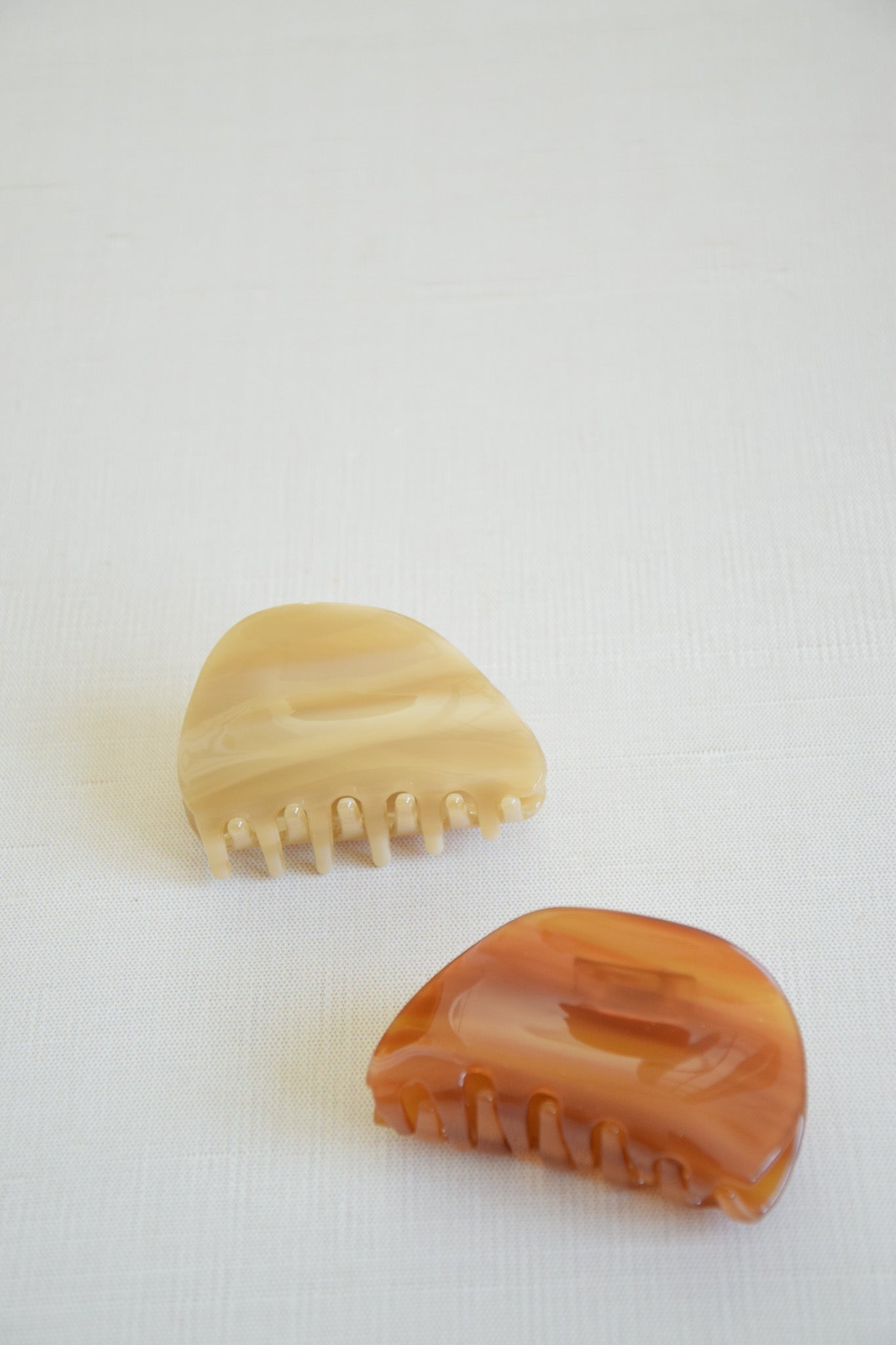 Royal Clap Clips Taffy