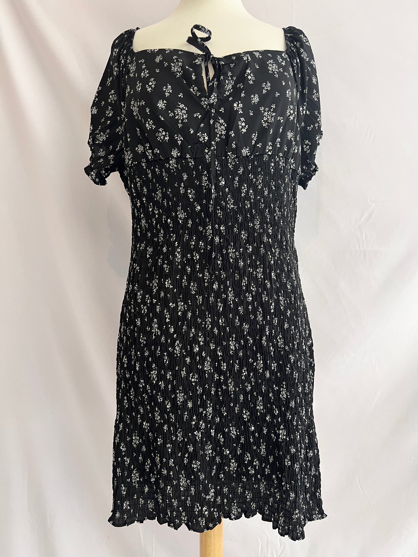 Jemma Shirred Midi Extended