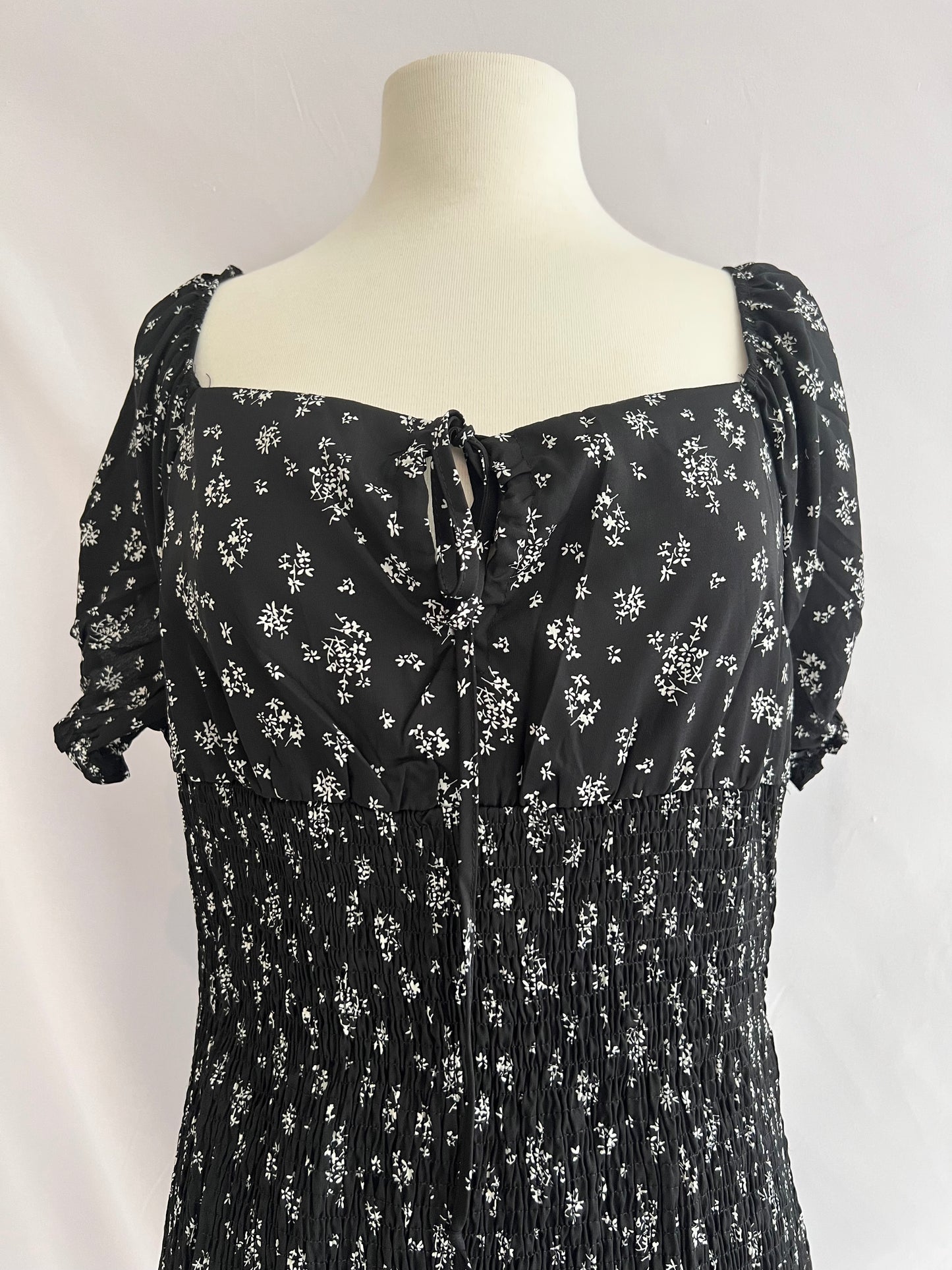 Jemma Shirred Midi Extended