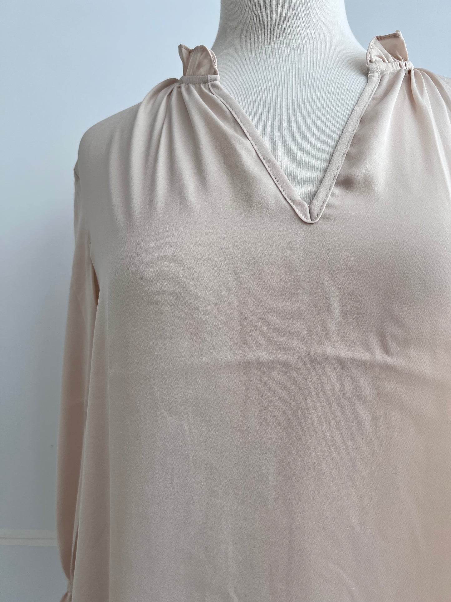 Maggie Ruffle Neck Blouse (Cream)