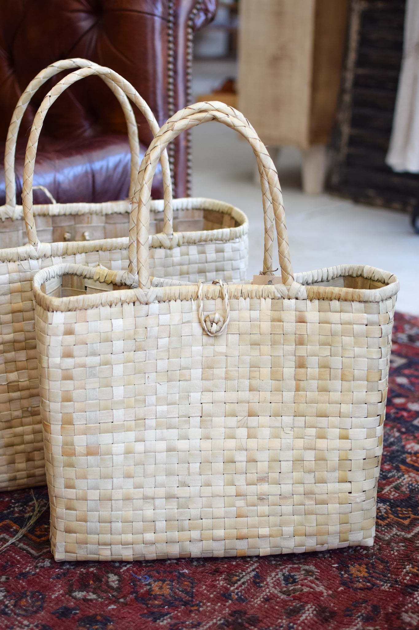 Minimalist Straw Shoulder Tote Bag