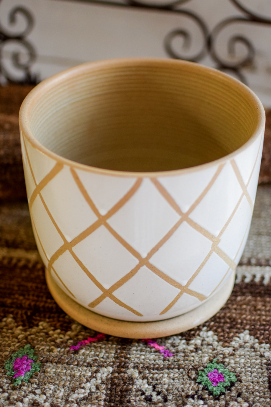 8" Tic Pot