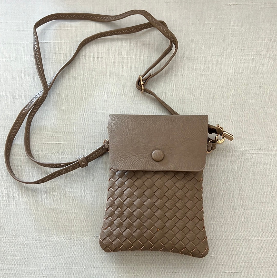 The Briar Crossbody