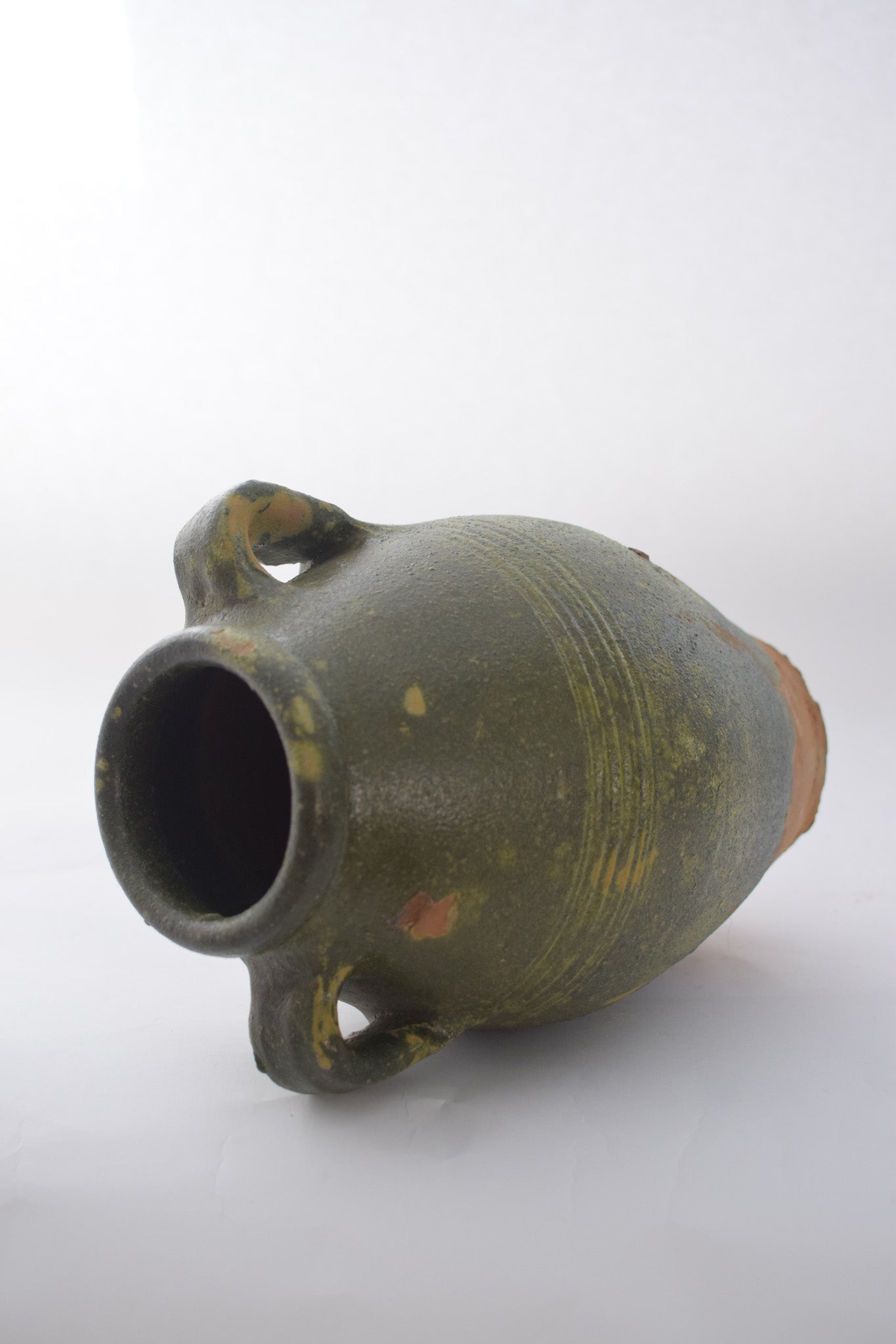 Victoire Olive Vessel