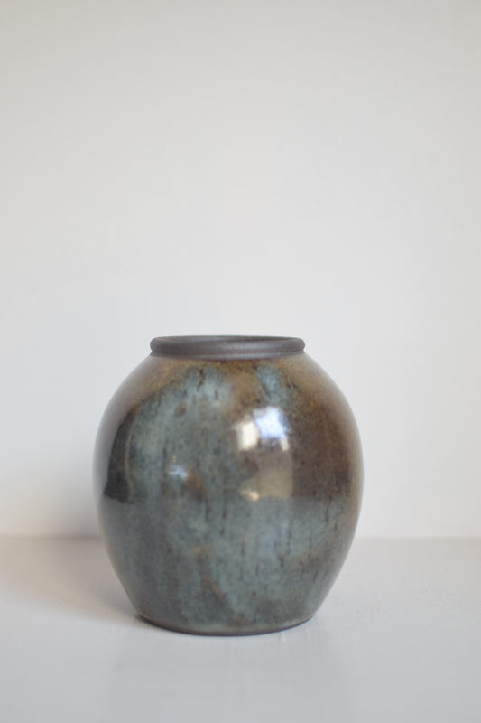 Smokey Noir Vase