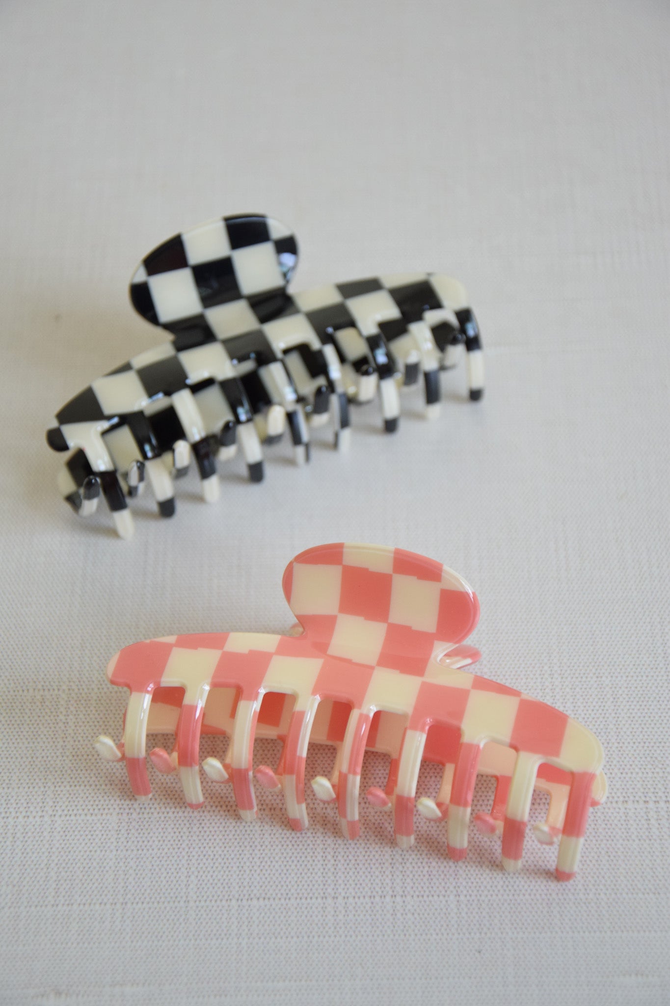 Colossal Checkers Claw Clips