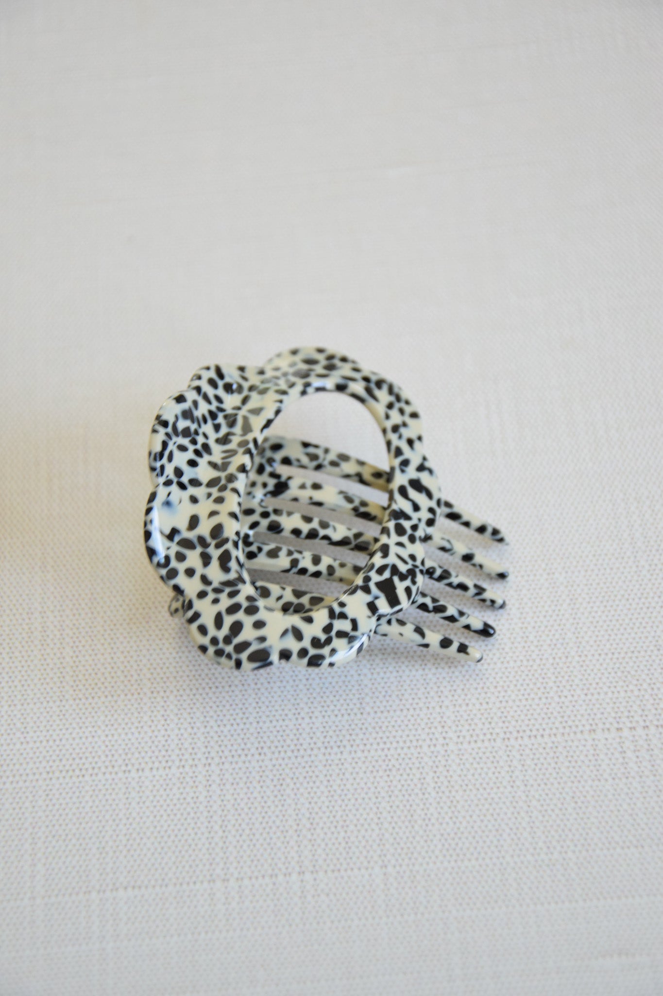 Milo Speckled Jaw Clip