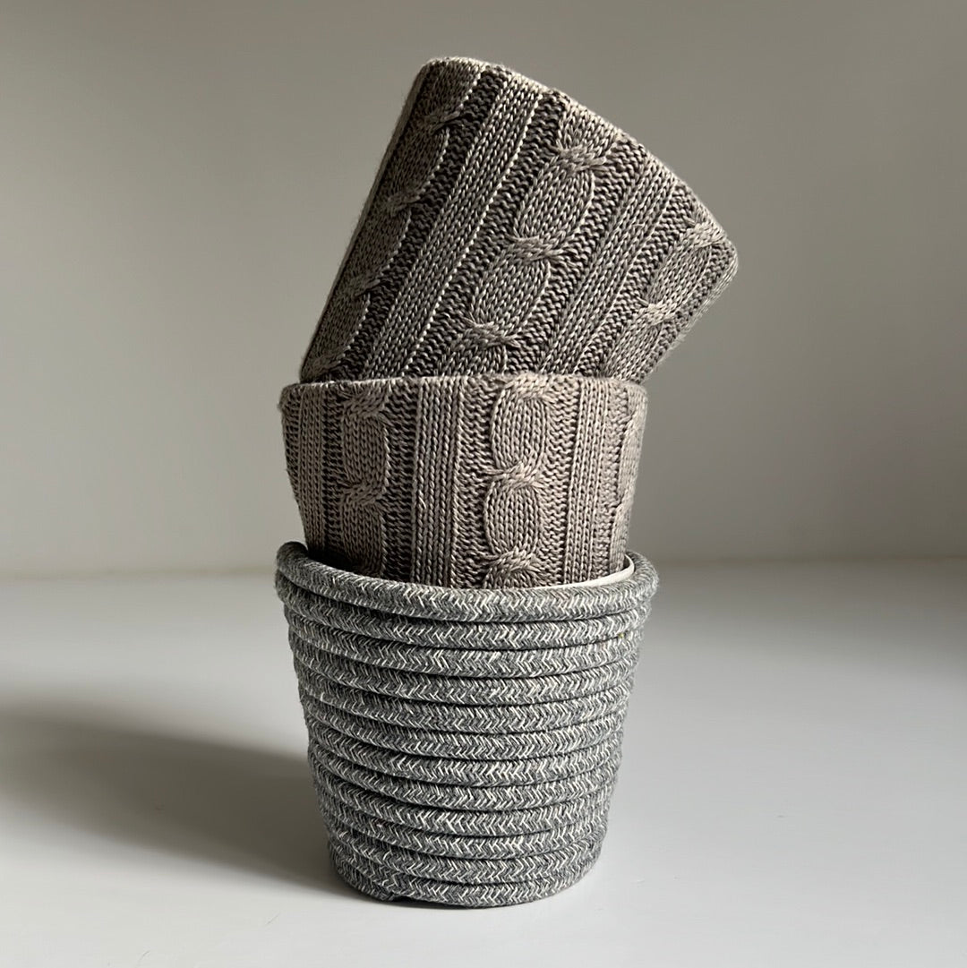 Knitted Plant Pot